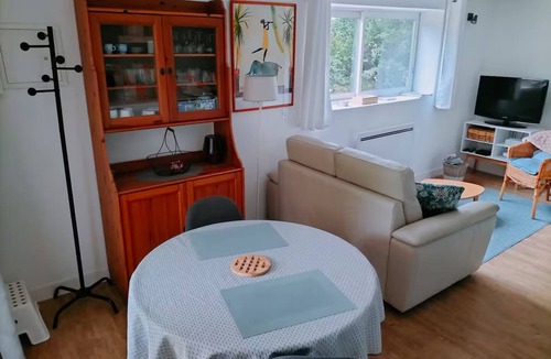 Fuveau Apartment | GITE 12 KMS FROM AIX-EN-PROVENCE