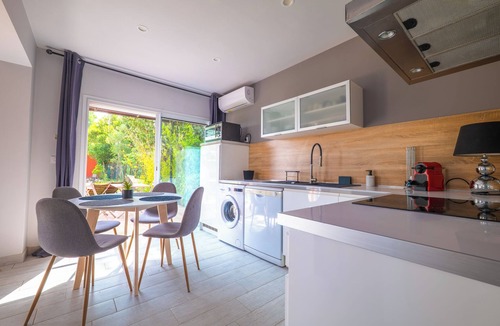 Baho House | GITE 4 EPIS L'OLIVIER/MAS DEL CAVALIER wooded park 5 mins from Perpignan