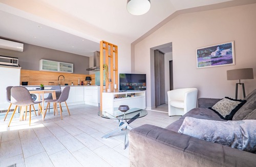 Baho House | GITE 4 EPIS L'OLIVIER/MAS DEL CAVALIER wooded park 5 mins from Perpignan