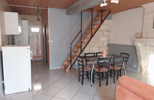 Saint-Seurin-de-Cadourne House | Gite Chez lea Maison Situer Dans un Petit Village Viticole au Calme