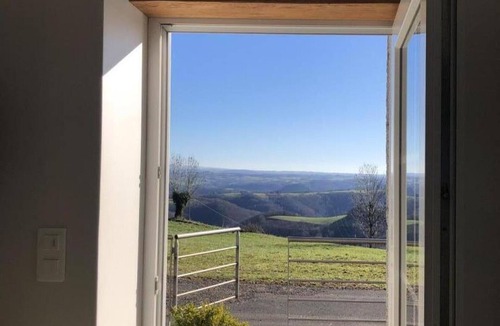 Carlat Cottage | Gite Carlat, 2 bedrooms, 4 persons