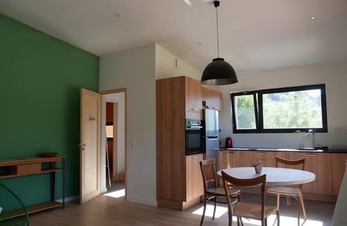 Saillans Apartment | Gite de Charme écologique