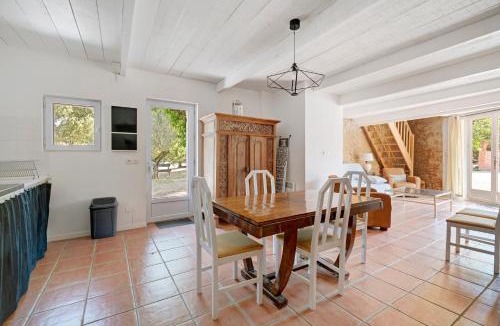 Varennes House | Gite De L'Olivier - Varennes