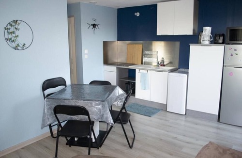 Montelimar Apartment | Gite du Haut with terrace