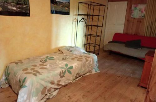 Saint-Haon House | Gite familial à proximité d'une mini ferme