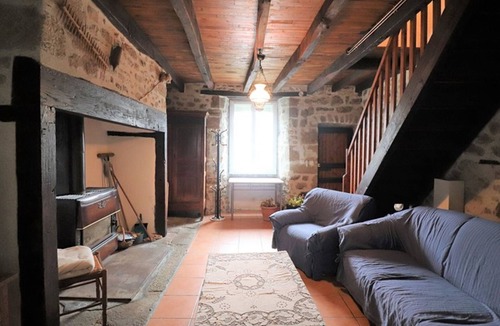 Glenat Cottage | Gite Glénat, 2 bedrooms, 4 persons