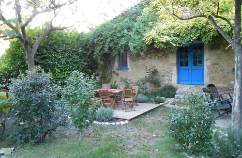 La Laupie House | 🌿 gîte in a former silkworm farm - Swimming pool - Country view - Mosaic workshop