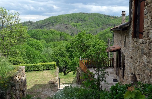 Fabras Cottage | Gîte in an Ardéchois farmhouse in the heart of nature