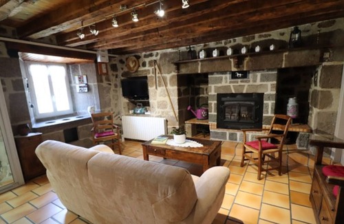 Jou-sous-Monjou Cottage | Gite Jou-sous-Monjou, 3 bedrooms, 6 persons