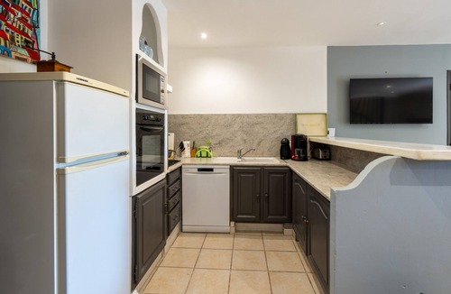 Jonquieres House | Gite le Grenadier – 6 Guests