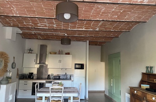 Grospierres House | Gite Le Jardin d'Ôtesse. Comfortable country house (sleeps 3 to 15)