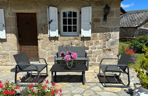 Camps-Saint-Mathurin-Leobazel House | Gite rural La Madeleine
