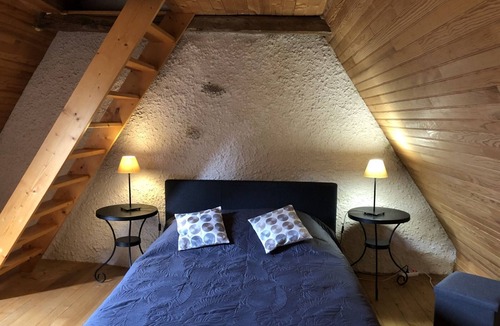 Saint-Martin-Valmeroux Cottage | Gite Saint-Martin-Valmeroux, 1 bedroom, 3 persons