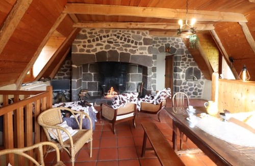 Thiezac Cottage | Gite Thiézac, 3 bedrooms, 6 persons