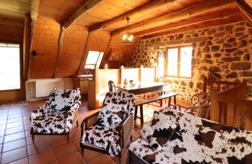Thiezac Cottage | Gite Thiézac, 3 bedrooms, 6 persons