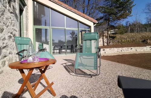 Vielprat Cottage | Gite Vielprat, 4 bedrooms, 8 persons