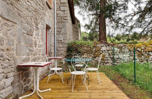 Franseches House | Gite Village De La Pierre De Masgot