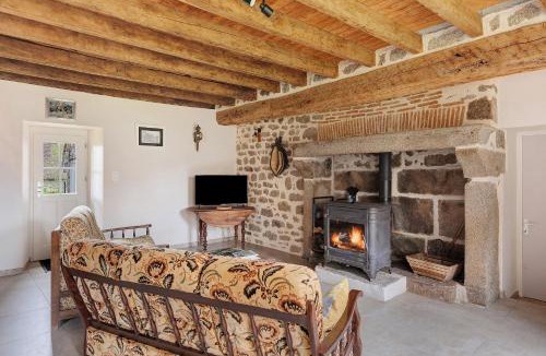 Franseches House | Gite Village De La Pierre De Masgot