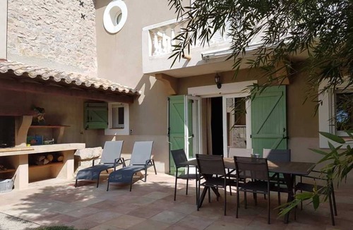 Raissac-d'Aude House | Gîte with: garden, BBQ, swimming pool, spa, tennis, gym, ideal famillel