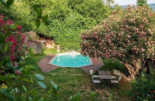 Lodeve House | Gîtes de la Soulondre: Vacation Home with Mountain View, Shared Pool, and Wi-Fi