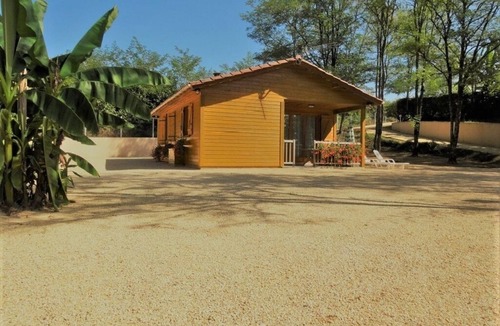 Auriac-du-Perigord Ski Chalet | Gites in Dordogne heated indoor pool-Haut de vialot