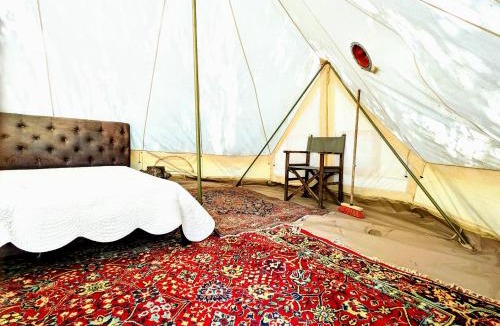 Reauville Other | Glamping Grignan 2 tentes 40m2 9 personnes vue exceptionnelle