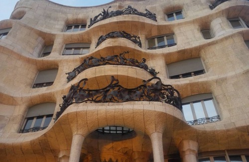 Sant Antoni Apartment | GORGEOUS CITY CENTER! by Ramblas and Passeig de Gracia!