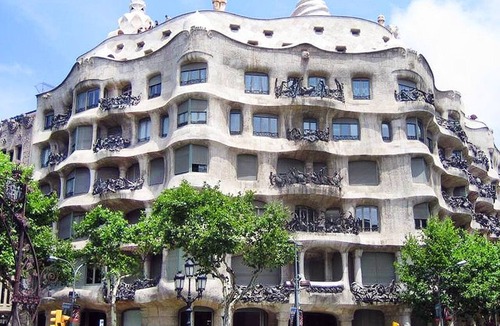 Sant Antoni Apartment | GORGEOUS CITY CENTER! by Ramblas and Passeig de Gracia!