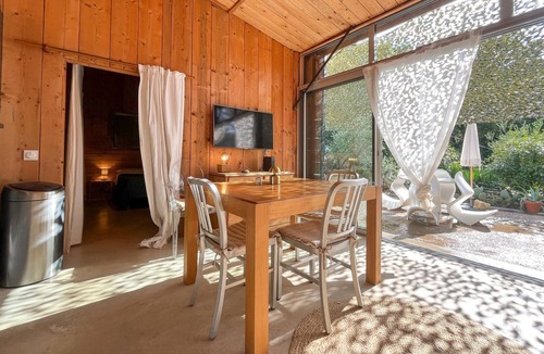 Salon-de-Provence House | Gorgeous home in Salon-de-Provence with house a panoramic view