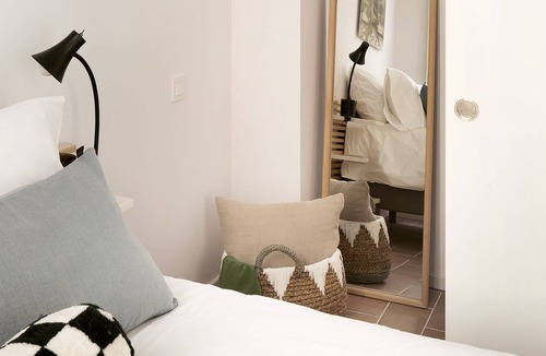 Gothic Quarter Apartment | Gotic Vibes | Modern 1 Bedroom Apartment