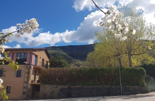 Les Preses House | GRAN CASA LA GARROTXA - ONLY FAMILY TOURISM WITH CHILDREN, SPORTS AND SCHOOLS