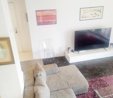 Perpignan Apartment | Grand Appartement 100m2 Climatisé avec parking Perpignan
