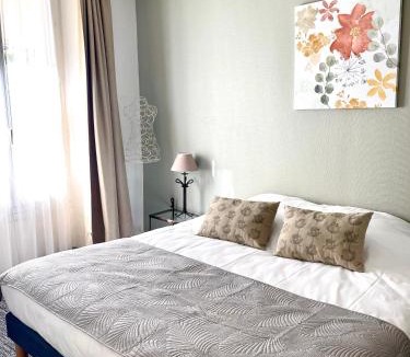 Salon-de-Provence Hotel | Grand Hôtel De La Poste