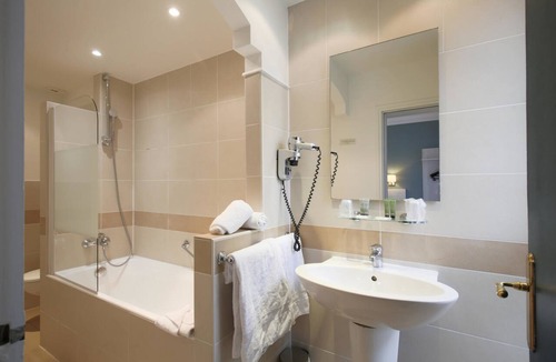 Quartier de la Salpetriere Hotel | Grand Hotel des Gobelins