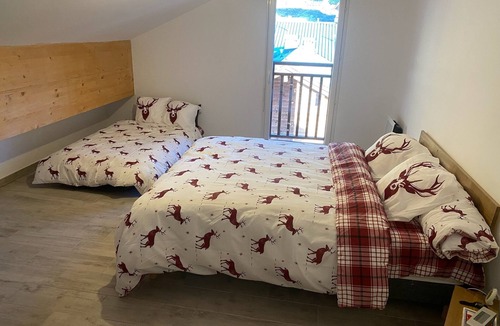 Saint-Etienne-de-Tinee Apartment | Grand T3 duplex new Auron snow view