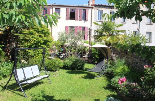 Prades House | Grande Maison de Ville Avec Jardin et Parking Privé; Idéale Pour Grande Famille