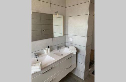 Saint-Loubes House | Grande maison neuve idéale pour 6 personnes