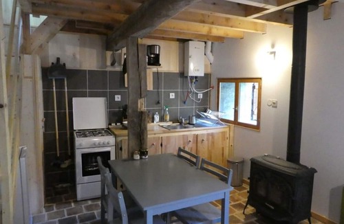 Ustou House | Grange de l'Ossèse in the heart of a wild valley
