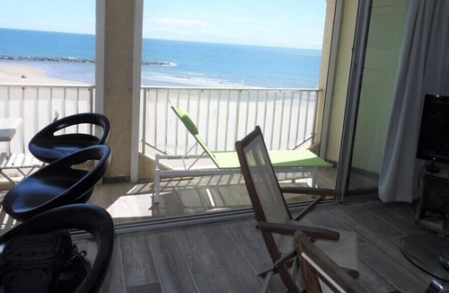 Le Grau-dʼAgde Apartment | GRAU D'AGDE: Seafront 3-room apartment.
