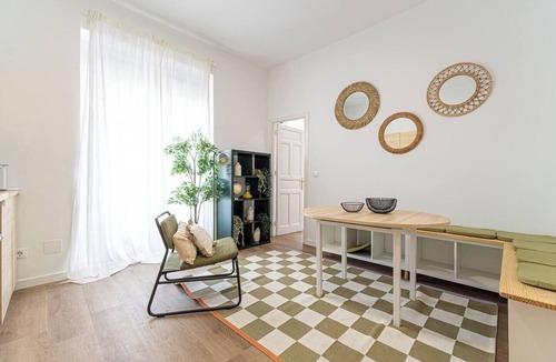 Embajadores Apartment | Green Lavapiés