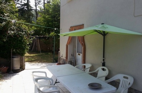 Le Poujol-sur-Orb Cottage | Ground floor cottage Gite with disabled access-Swimming pool-Jacuzzi