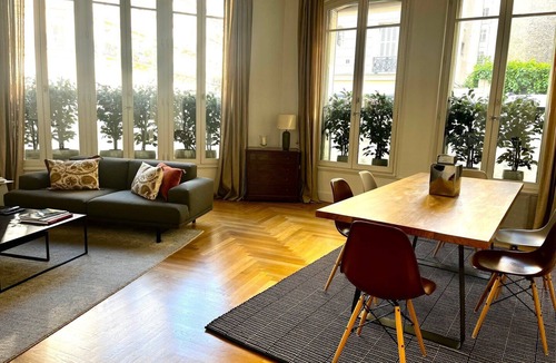 17th Arrondissement Apartment | GuestReady - Luxurious Charm near Arc de Triomphe