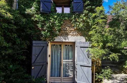Lunan House | Guest house MAISON DE CELESTINE