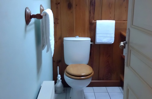 Polignac Bed & Breakfast | Guest Room “Chambre Rêverie” with Shared Terrace, Garden and Wi-Fi