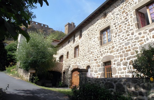 Polignac Bed & Breakfast | Guest Room “Chambre Rêverie” with Shared Terrace, Garden and Wi-Fi