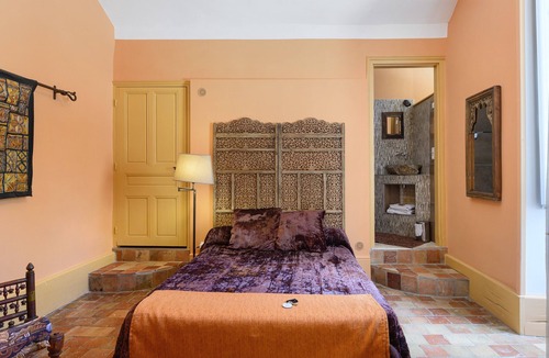 Saint-Germain Bed & Breakfast | Guest Room 'Domaine du chemin Royale' with Shared Terrace, Shared Garden, and Wi-Fi