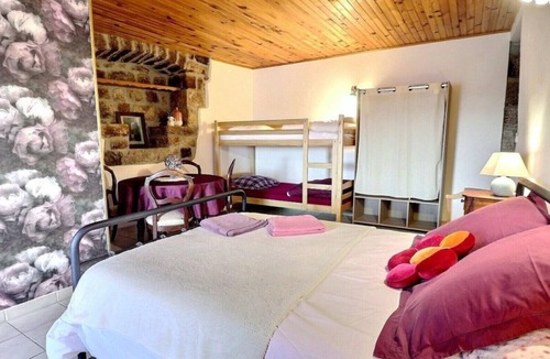 Chazeaux Bed & Breakfast | Guest Room “L’Adrienne” with Shared Garden and Wi-Fi