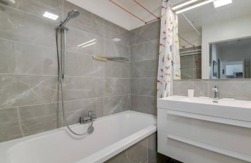 Quartier de la Roquette Apartment | GuestReady - Chic and Luminous Apartment in Bastille