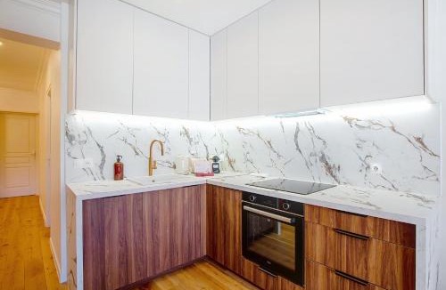 7th Arrondissement Apartment | GuestReady - Sunlit Elegance with the Eiffel view