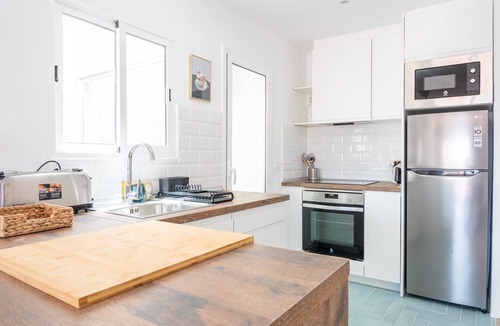 Sant Adria de Besos Apartment | GuestReady - Sunny retreat in Sant Adrià de Besos